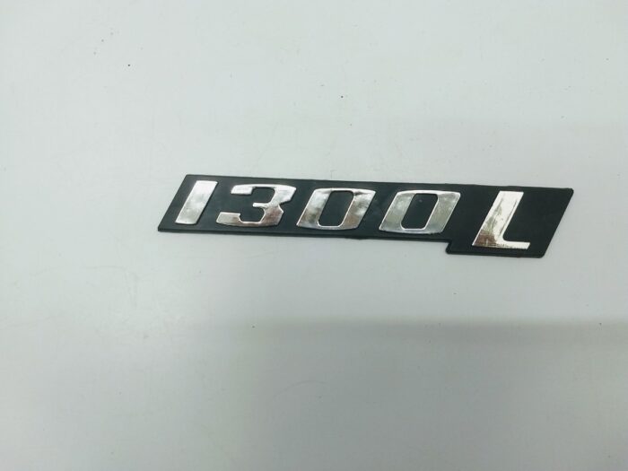 Emblema 1300L   Fusca plástico -