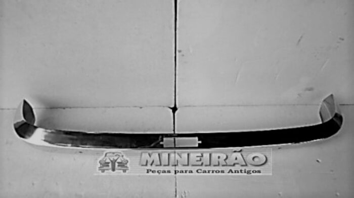 Para choque traseiro Fiat147  cromado novo de estoque antigo
