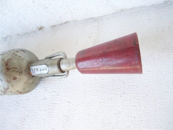 EXTINTOR DE INCENDIO CO2  ENCHE PNEU - 8914-07F2
