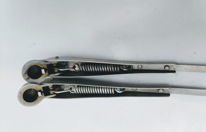 Braço limpador para brisa  Galaxié 410mm usado- - Image 3