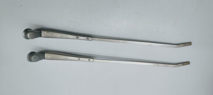 Braço limpador para brisa  Galaxié 410mm usado-