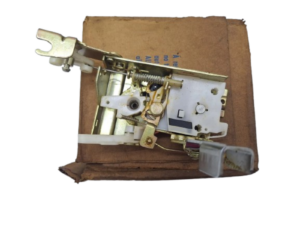 Fechadura Porta Dianteira Logus Pointer Ate 96 original vw 548837015A